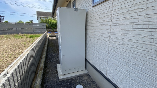 エコキュートを設置するには余裕のあるスペースが必要です！