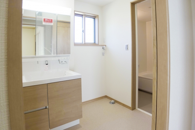 洗面所の窓についてお悩みの方も、まずはお気軽にお問い合わせください！