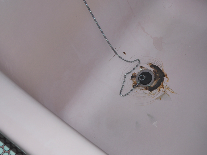 ホーロー製の浴槽の弱点は錆び？