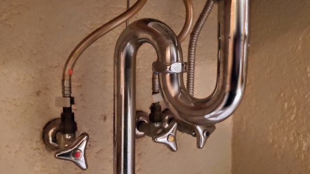 排水トラップの構造がつまりを起こしやすい