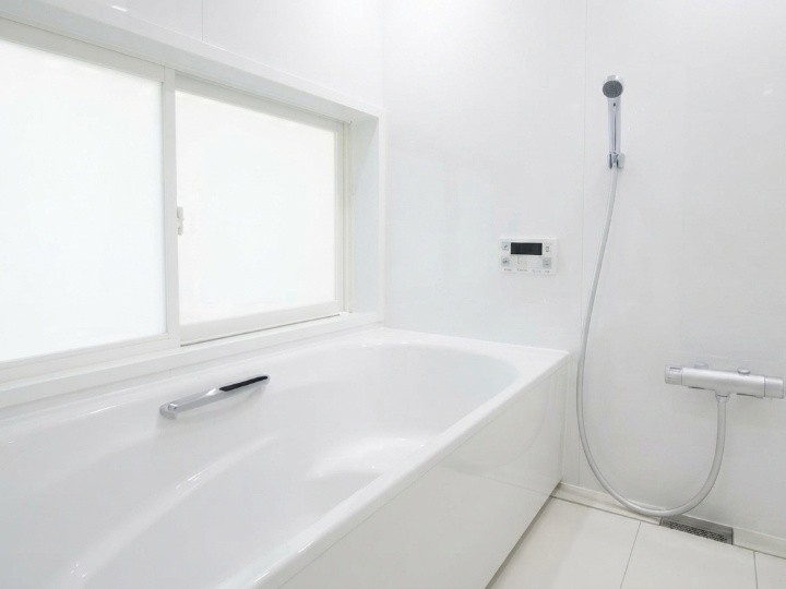 戸建て住宅などで多い独立型のシステムバス